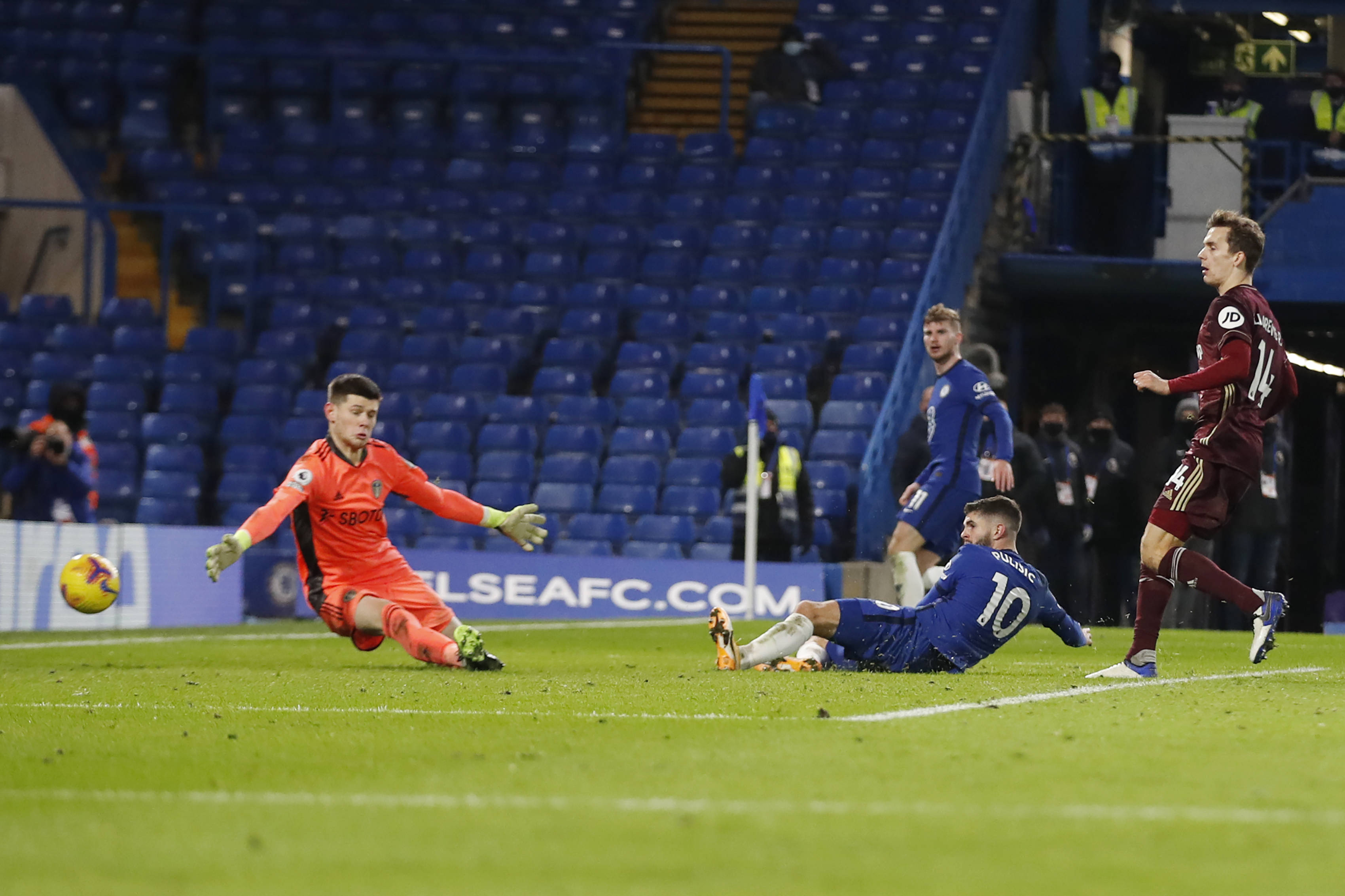 在社交媒体 在社交媒体